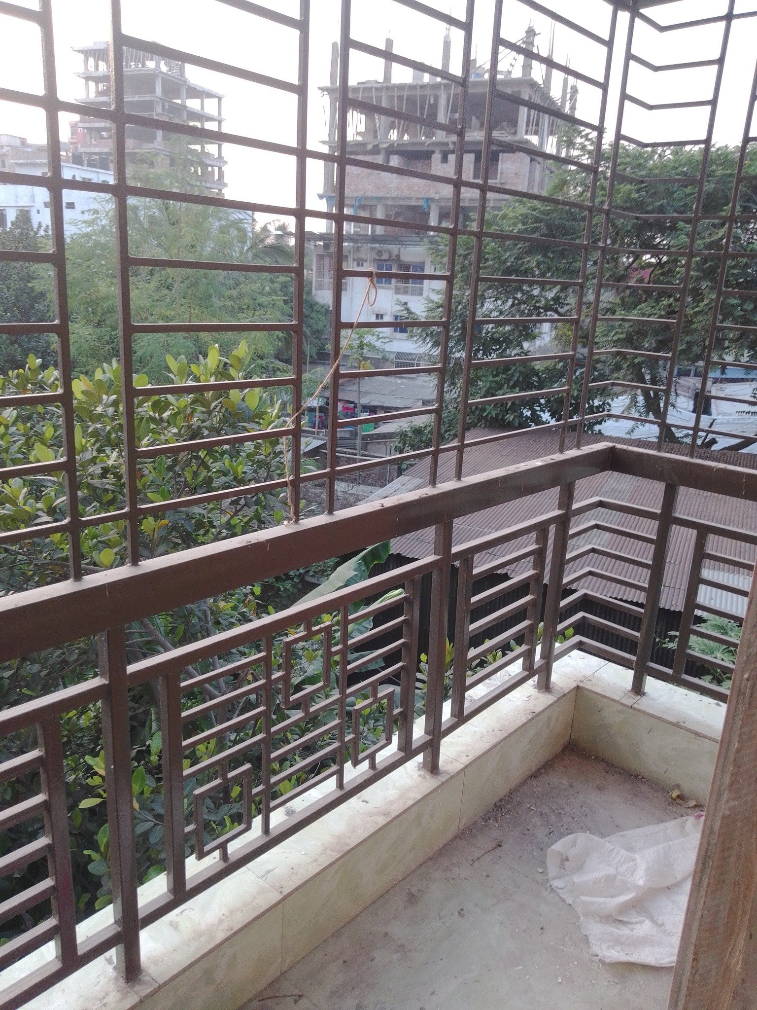 Mohammadpur,Dhaka Uddan , Dhaka-1207 || 1400 sft